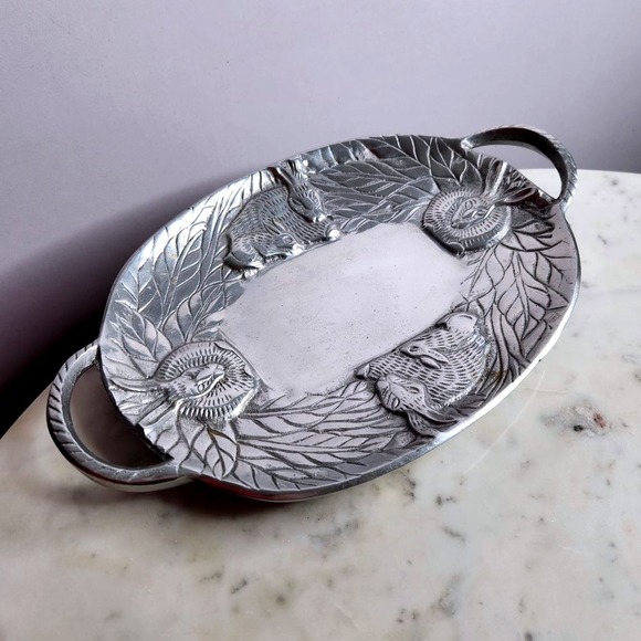 Cast aluminum bunny rabbit oval tray with handles Easter Spring Serveware Decor - Picture 1 of 5